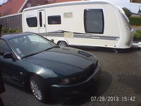ff snel een shotje door een raam met een waardeloze carcam gemaakt...<br />De caravan meet 7.83m van dissel tot achterlicht