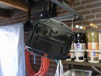 accubak ontroest geschuurd en gespoten